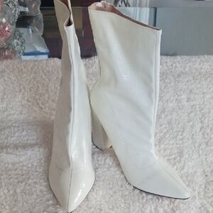 Elegant White Women's Boots